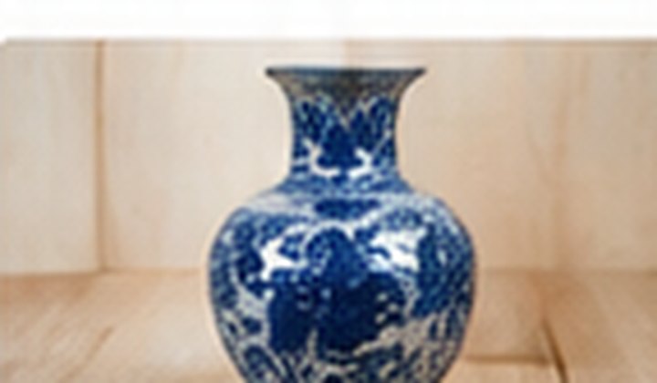 骨董品のイメージ写真